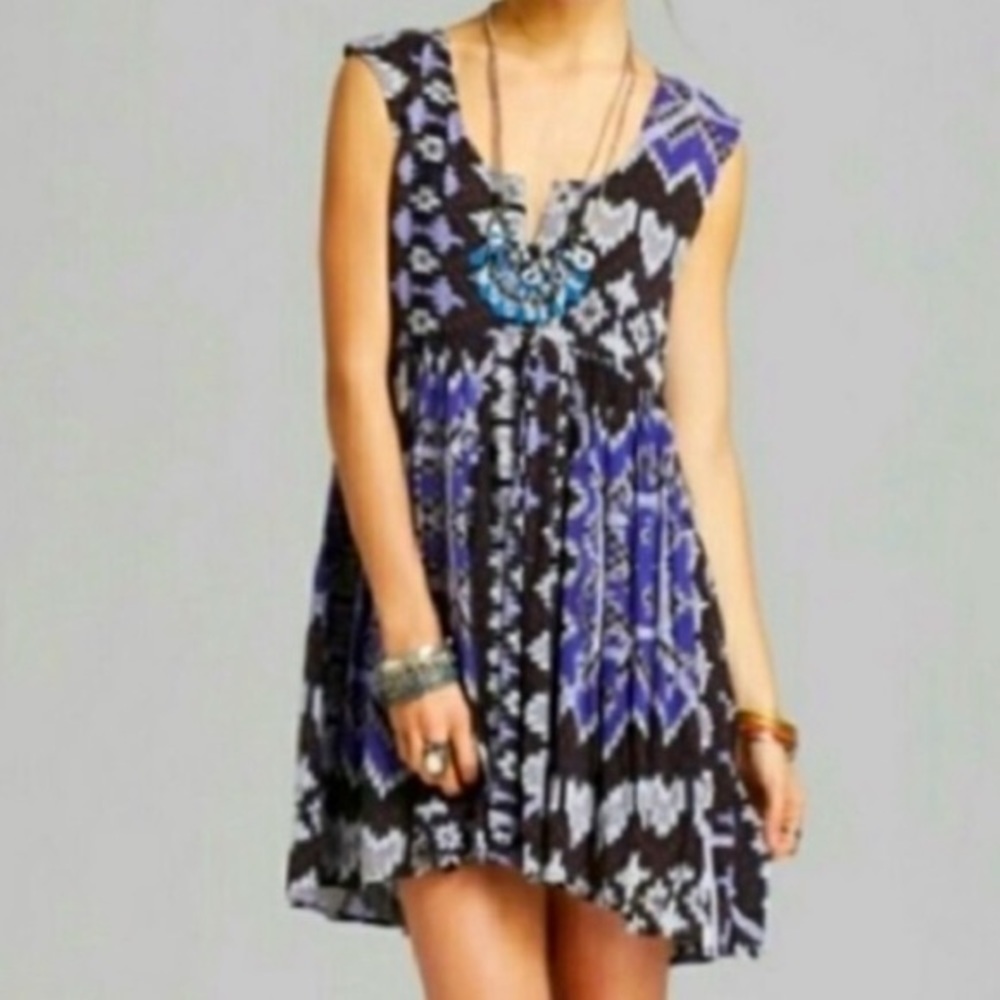 Free People Take Me To Thailand Dress. Size Small